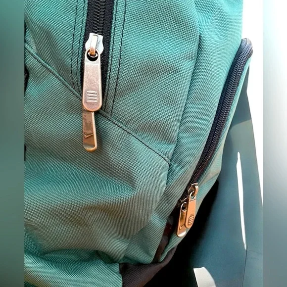 SOLD
NIKE RARE Olive Green Backpack preloved condition bag tote technical retro - Picture 7 of 13